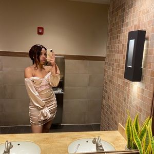 Meet your Posher, Larina